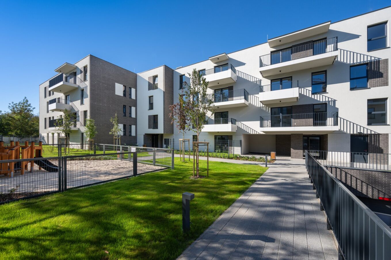 T3S-Ronson-ZielonoMi-3167-m